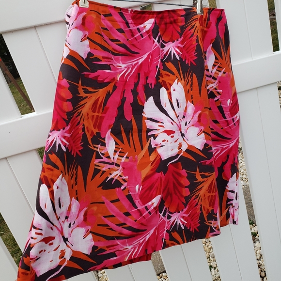 Jones NY Bright Floral Spring Stretch Skirt 18W - Picture 8 of 8